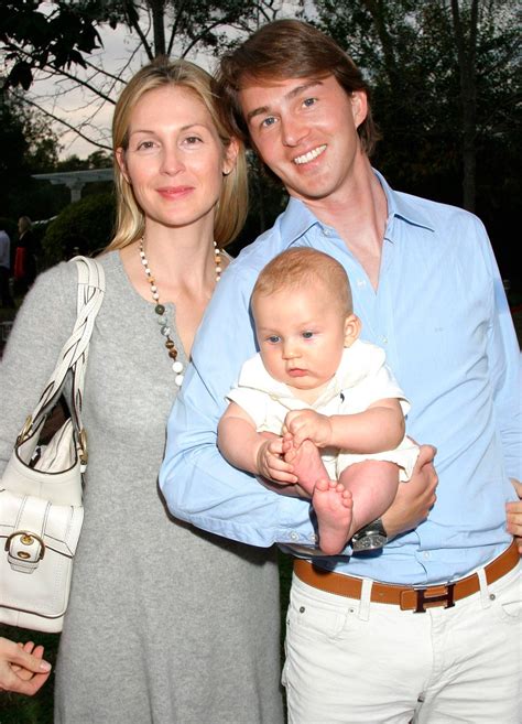 kelly rutherford child custody.